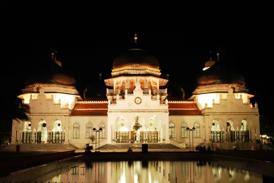 Mesjid Raya Baiturrahman- Mosque Photo, Banda Aceh